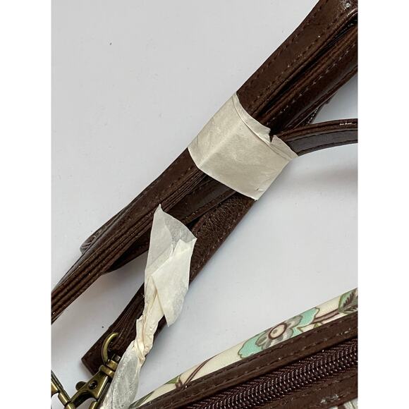 Gigi Hill Travel Make Up Bag Crossbody Travel Bag Carry On - Picture 3 of 9